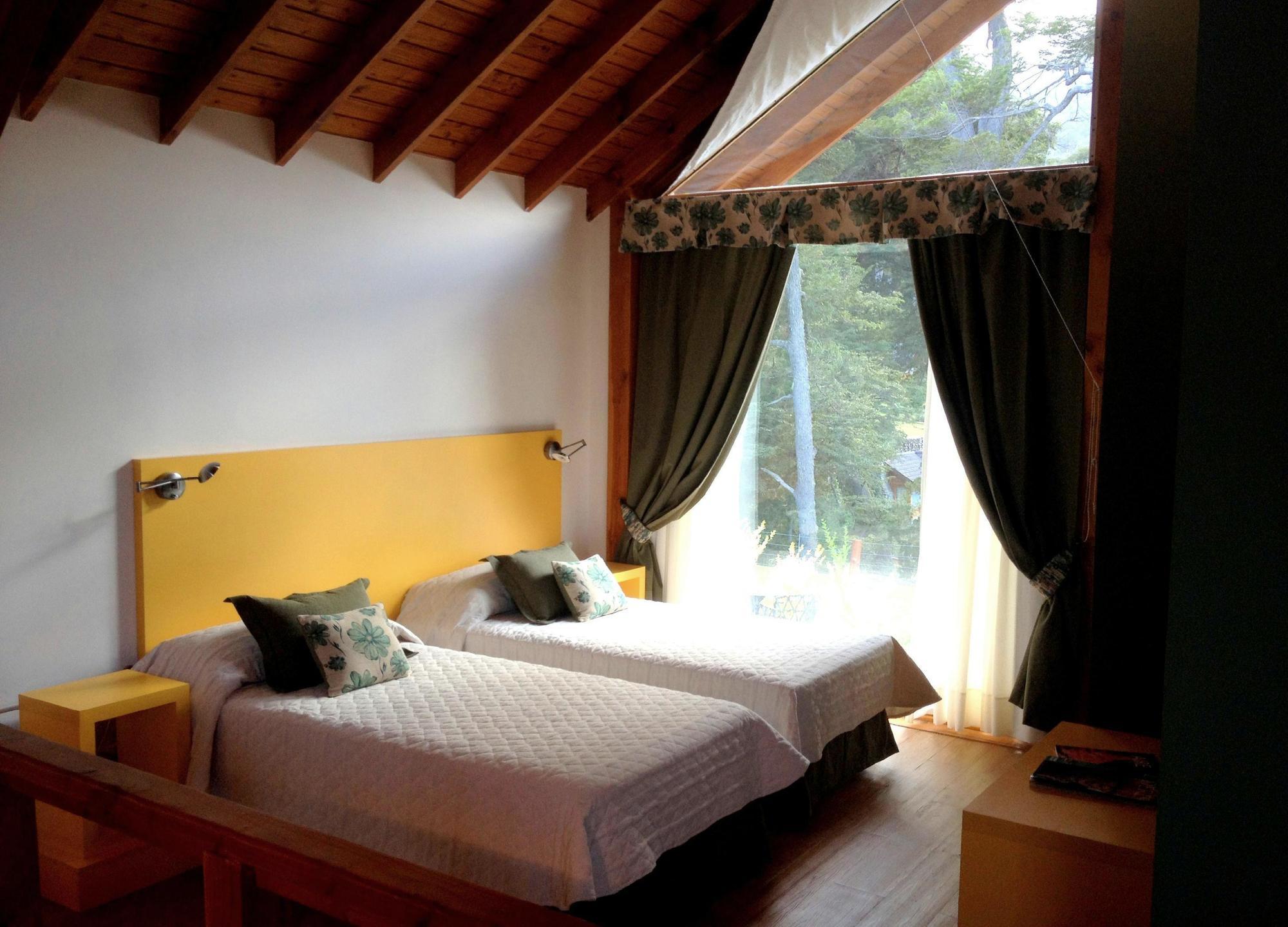 Hosteria Patagon Villa La Angostura Exterior photo